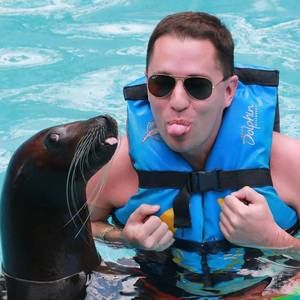 Meet your Posher, Brent